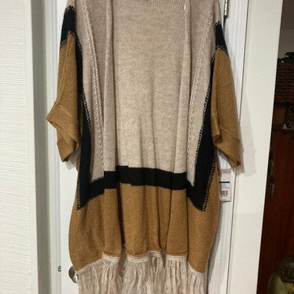 New Directions. A long sweater with a belt. Size Large. New - Picture 1 of 4